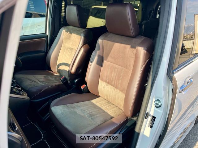 Toyota ESQUIRE 2018-03 8219215-15