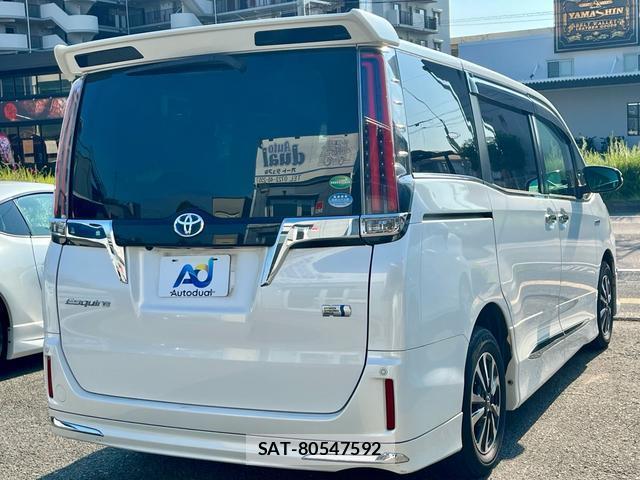 Toyota ESQUIRE 2018-03 8219215-2