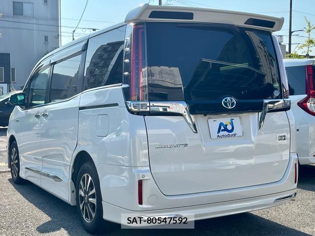 Toyota ESQUIRE 2018-03 8219215-4