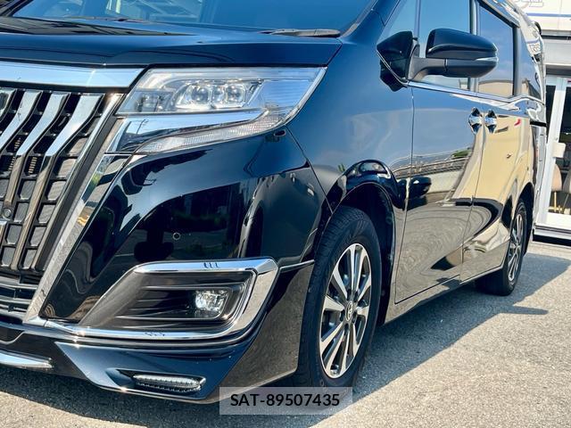 Toyota ESQUIRE 2019-03 8219216-8