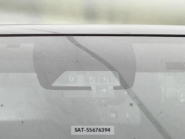 Toyota ESQUIRE 2019-06 8220131-5
