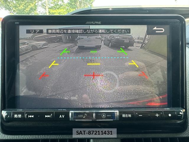 Toyota ESQUIRE 2016-11 8220582-3