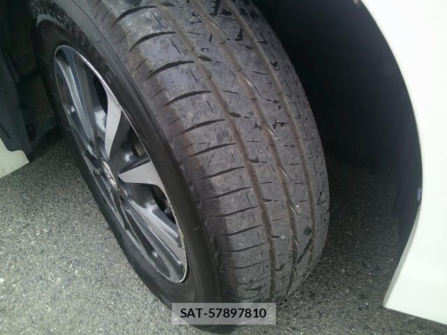 Toyota ESQUIRE 2017-10 8221662-15
