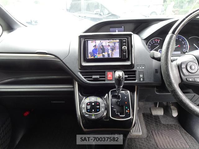 Toyota ESQUIRE 2017-03 8222505-5