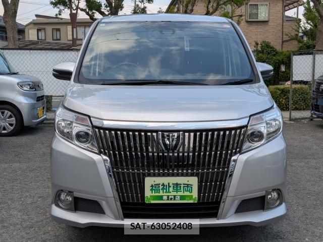 Toyota ESQUIRE 2017-04 8223180-17