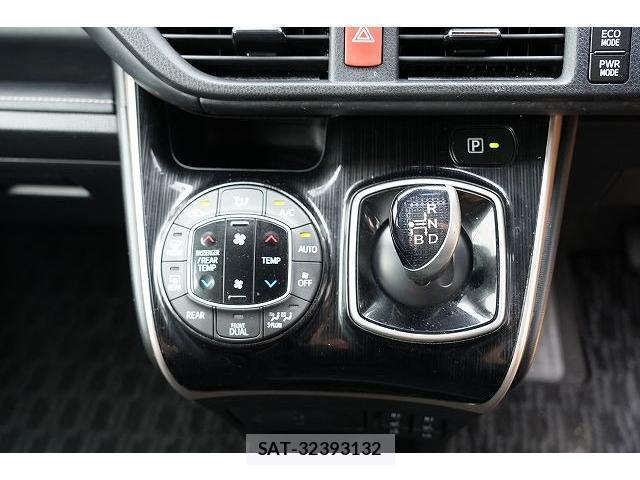 Toyota ESQUIRE 2017-02 8223264-4