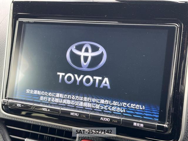Toyota ESQUIRE 2017-12 8224121-2