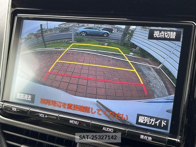 Toyota ESQUIRE 2017-12 8224121-3