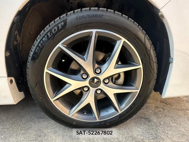 Toyota ESQUIRE 2017-07 8224663-19