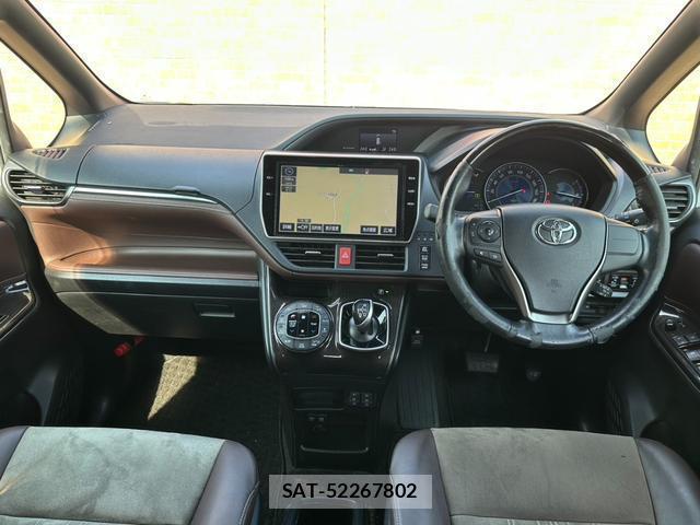 Toyota ESQUIRE 2017-07 8224663-5
