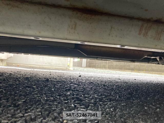 Daihatsu ESSE 2010-06 8219792-11