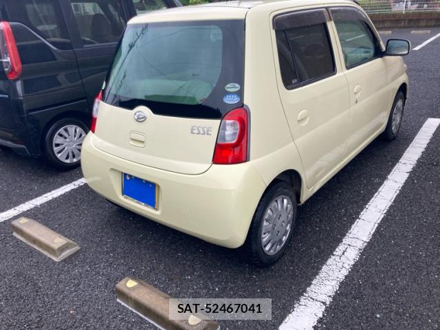 Daihatsu ESSE 2010-06 8219792-2