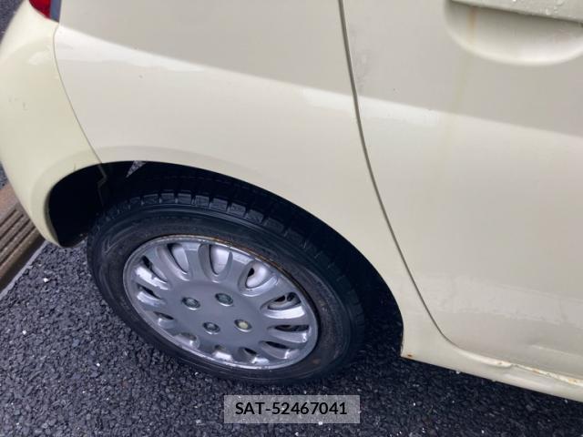 Daihatsu ESSE 2010-06 8219792-4