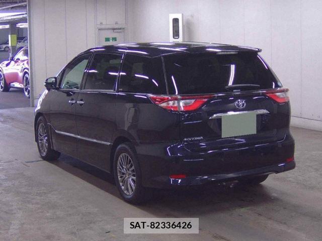 Toyota ESTIMA 2018-05 8217033-1