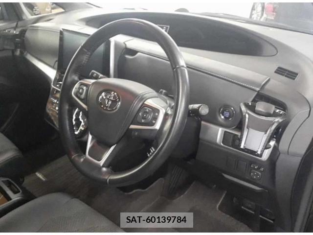 Toyota ESTIMA 2018-07 8217535-2