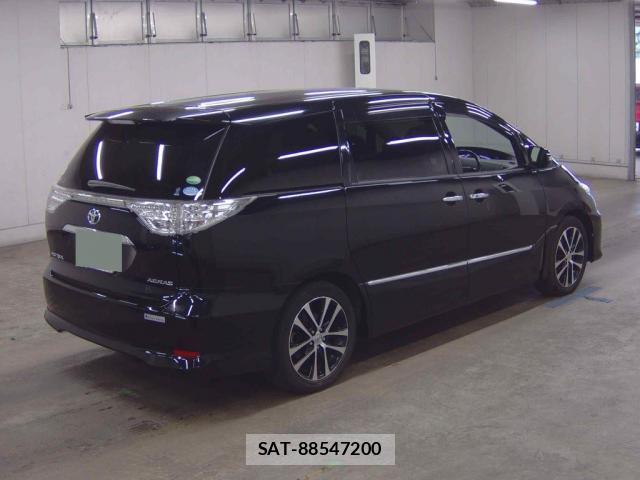 Toyota ESTIMA 2013-10 8218828-1