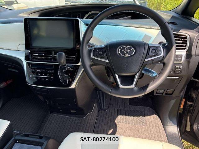 Toyota ESTIMA 2017-02 8218839-2