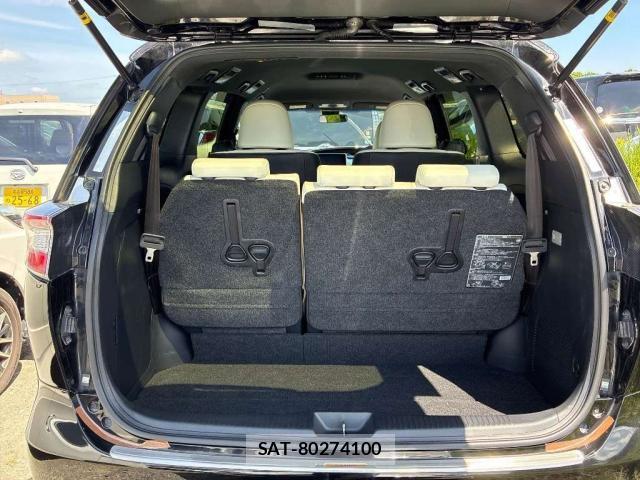 Toyota ESTIMA 2017-02 8218839-6