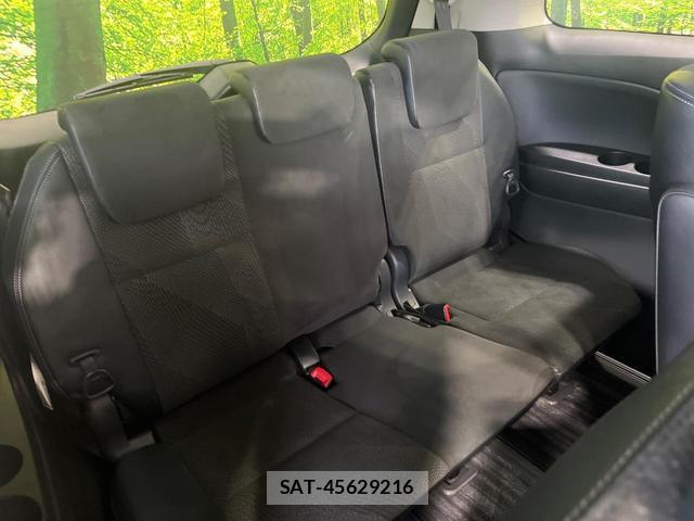 Toyota ESTIMA 2013-12 8220233-9