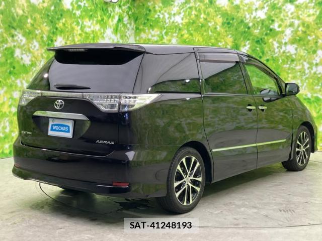 Toyota ESTIMA 2013-10 8220654-2