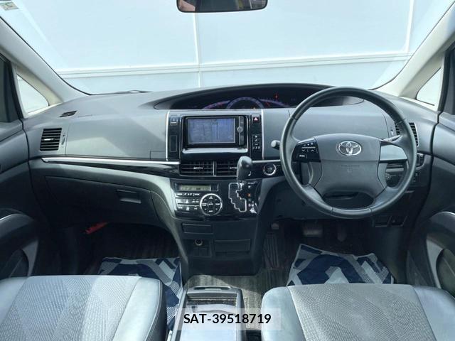 Toyota ESTIMA 2014-02 8220970-1