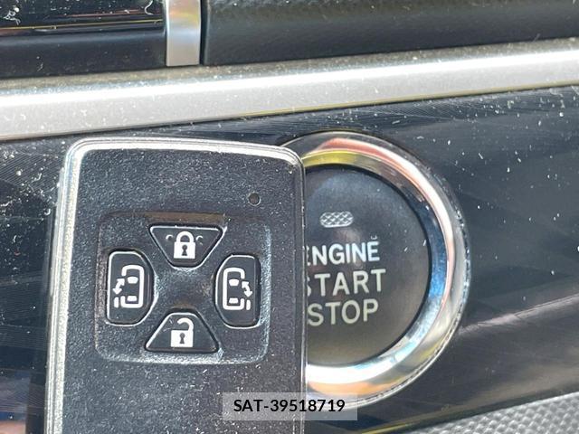 Toyota ESTIMA 2014-02 8220970-5