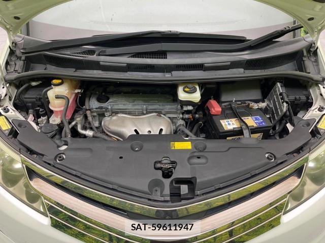 Toyota ESTIMA 2011-12 8221144-18