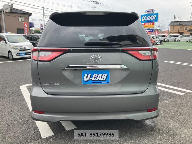 Toyota ESTIMA 2016-10 8221239-1