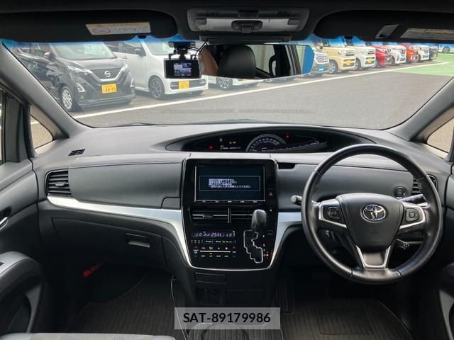 Toyota ESTIMA 2016-10 8221239-2