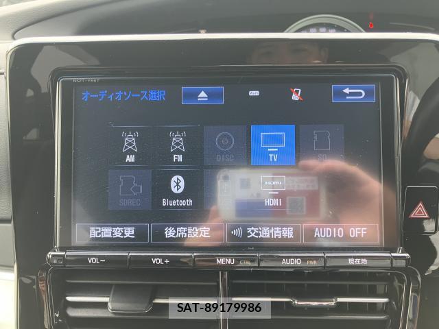 Toyota ESTIMA 2016-10 8221239-4