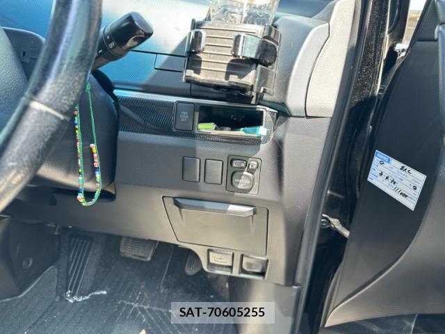 Toyota ESTIMA 2012-09 8221382-8
