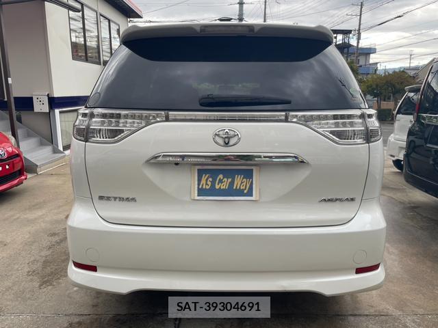 Toyota ESTIMA 2014-03 8221390-2