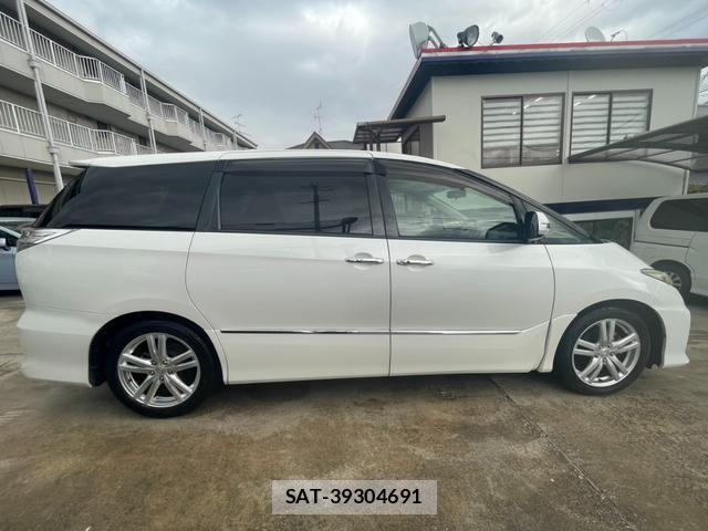 Toyota ESTIMA 2014-03 8221390-3