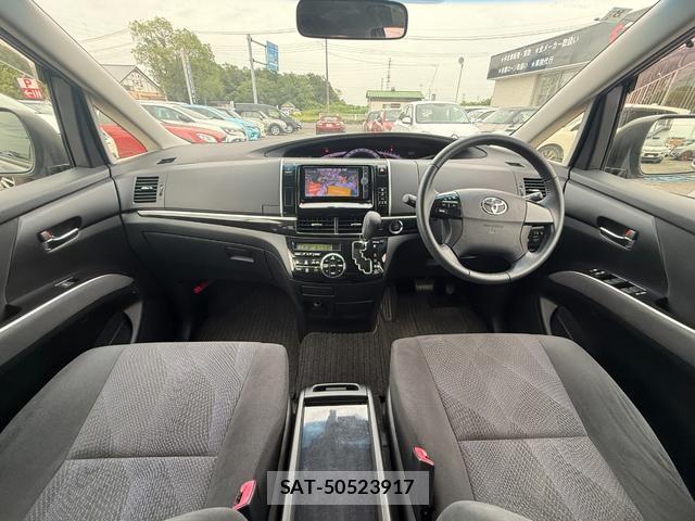 Toyota ESTIMA 2012-07 8221932-3