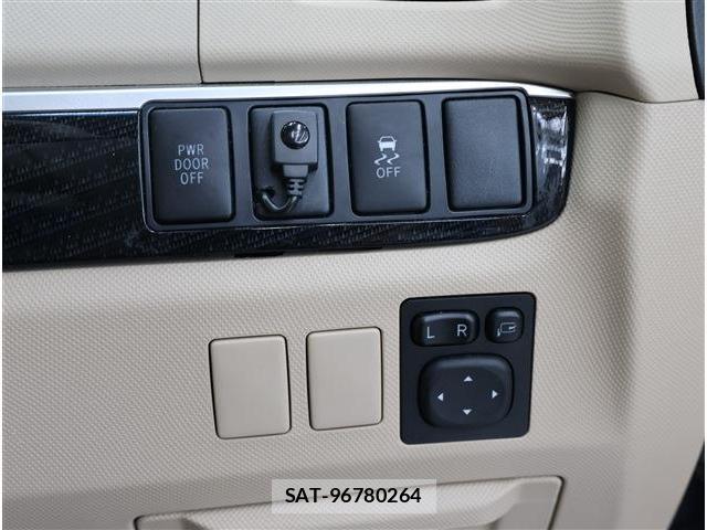 Toyota ESTIMA 2015-05 8222437-12