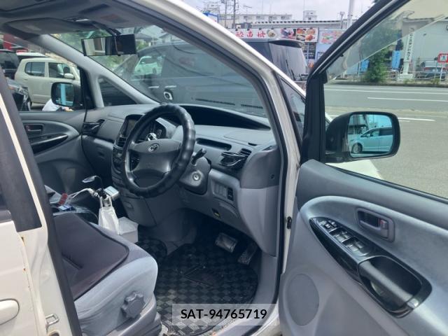 Toyota ESTIMA 2001-07 8224381-8