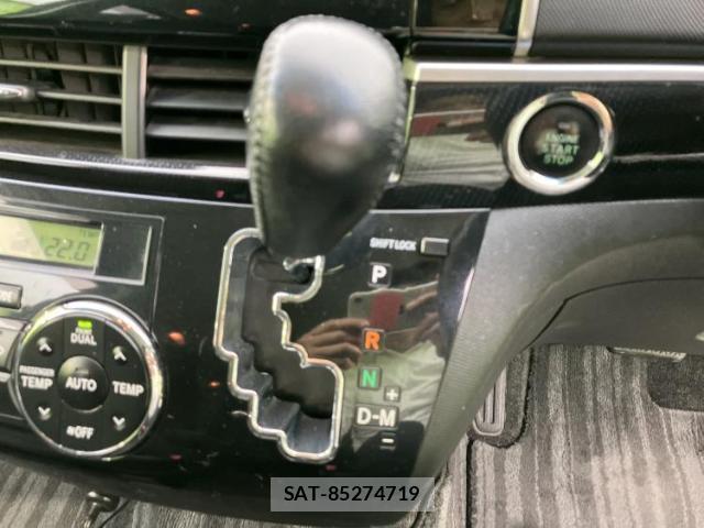 Toyota ESTIMA 2013-07 8225170-17
