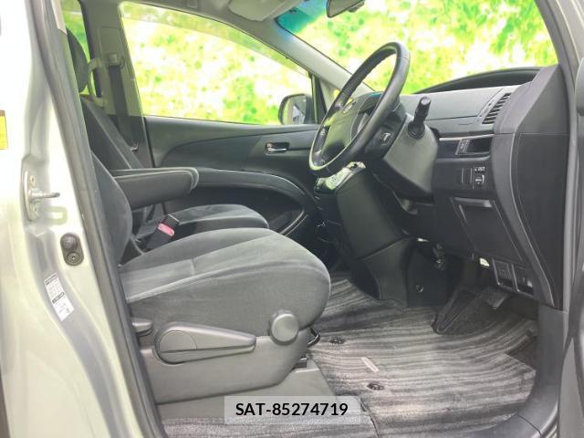 Toyota ESTIMA 2013-07 8225170-3