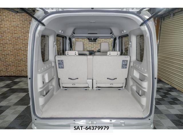 Suzuki EVERY WAGON 2026-03 8216136-14