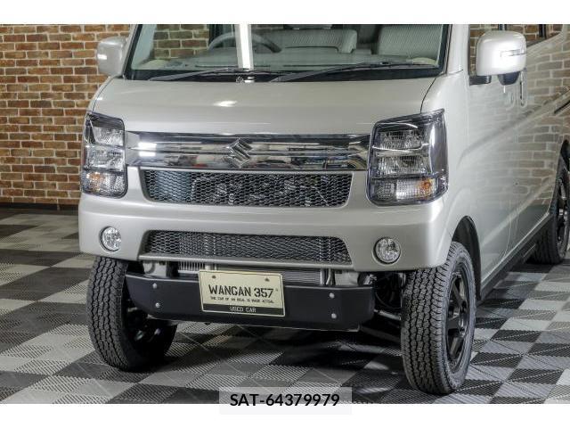 Suzuki EVERY WAGON 2026-03 8216136-15