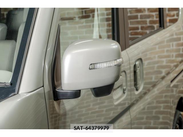 Suzuki EVERY WAGON 2026-03 8216136-18