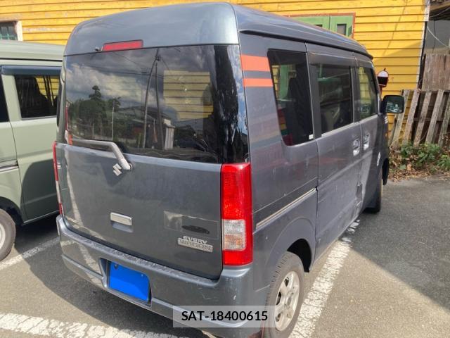 Suzuki EVERY WAGON 2005-10 8217161-2