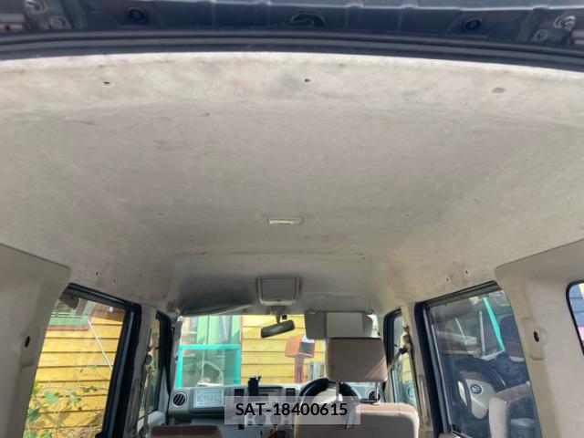 Suzuki EVERY WAGON 2005-10 8217161-3