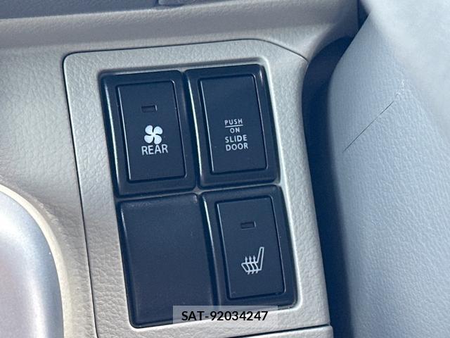 Suzuki EVERY WAGON 2021-05 8218412-6