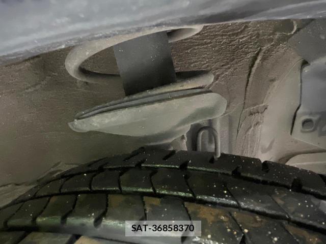 Suzuki EVERY WAGON 2018-05 8221095-19