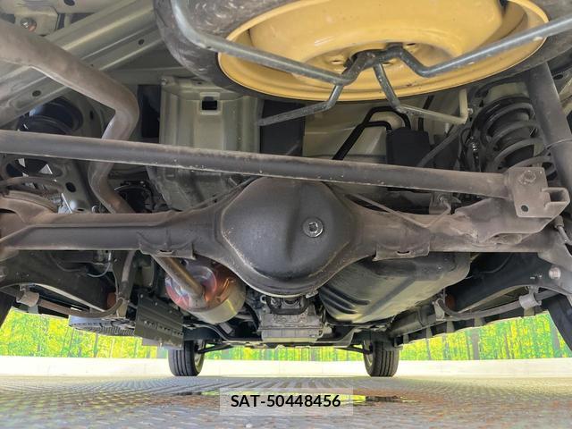 Suzuki EVERY WAGON 2020-07 8221368-19