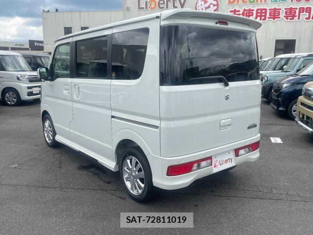 Suzuki EVERY WAGON 2025-12 8222376-9