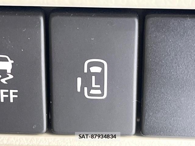 Suzuki EVERY WAGON 2019-12 8223953-4
