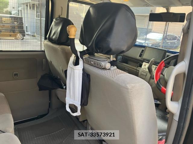 Suzuki EVERY WAGON 2010-05 8224181-18