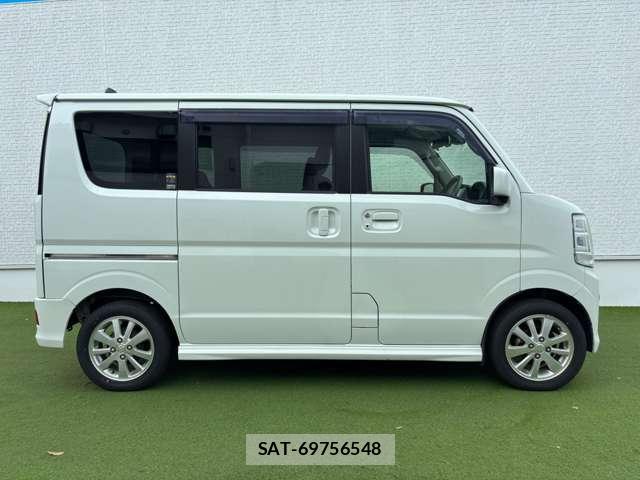 Suzuki EVERY WAGON 2017-09 8224695-15
